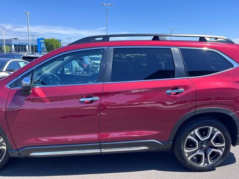 Used 2023 Subaru Ascent Touring AWD/4WD image 9