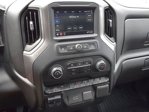 Used 2020 Chevrolet Silverado 1500 W/T w/ WT Value Package AWD/4WD image 19
