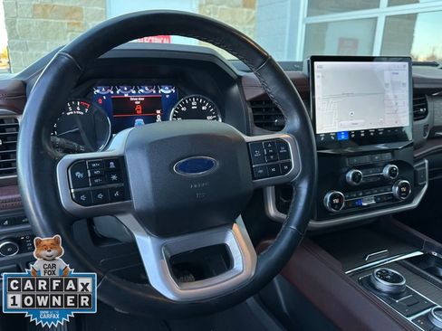 Used 2024 Ford Expedition Max Limited image 11