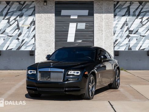 Used 2017 Rolls-Royce Wraith image 6