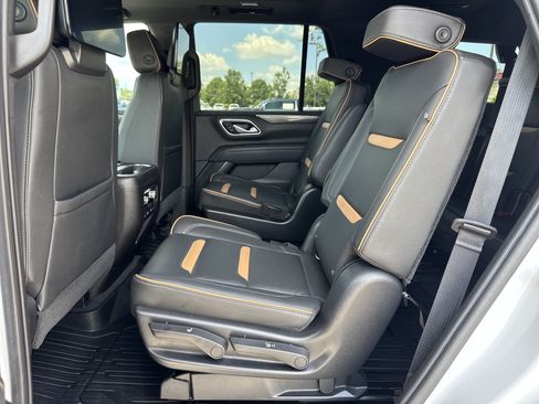 Used 2021 GMC Yukon AT4 w/ AT4 Premium Package AWD/4WD image 34