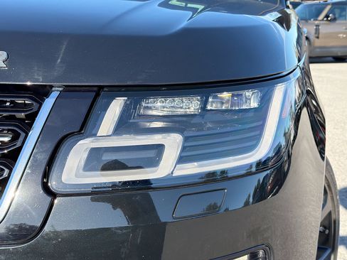 Used 2021 Land Rover Range Rover SV Autobiography Dynamic image 9