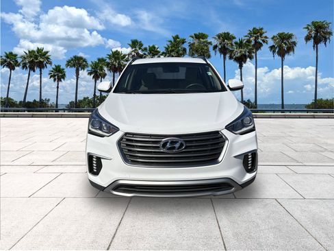 Used 2019 Hyundai Santa Fe XL SE image 3