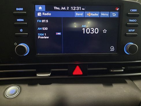 Used 2023 Hyundai Elantra SEL FWD image 25