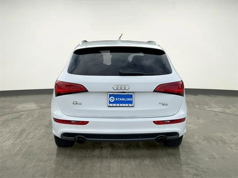 Used 2017 Audi Q5 2.0T Premium Plus w/ Technology Package image 8