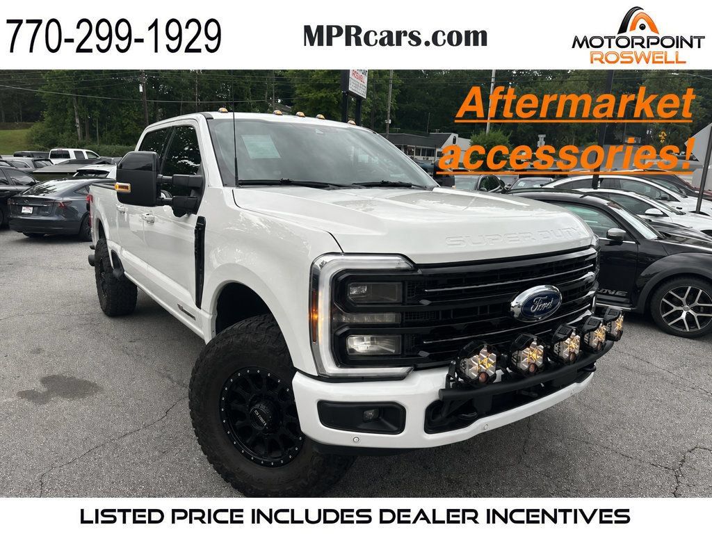Used 2025 Ford F350 Platinum AWD/4WD image 1