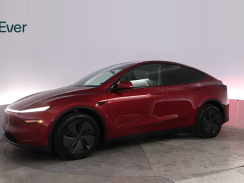Used 2026 Tesla Model Y Long Range RWD image 18