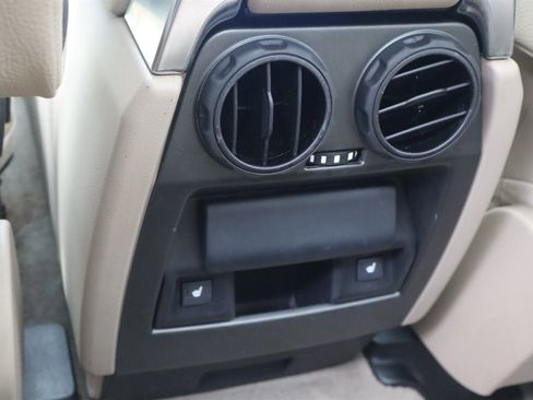 Used 2010 Land Rover LR4 HSE AWD/4WD image 28