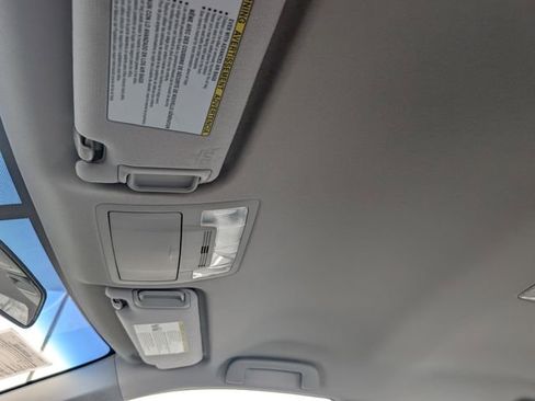 Used 2016 Toyota Camry LE image 16