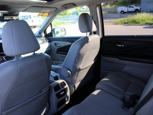 Used 2021 Honda Pilot EX-L image 16