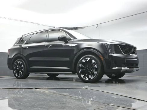Used 2025 Kia Sorento SX FWD image 44