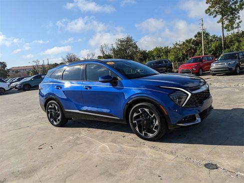 Certified 2023 Kia Sportage SX image 2