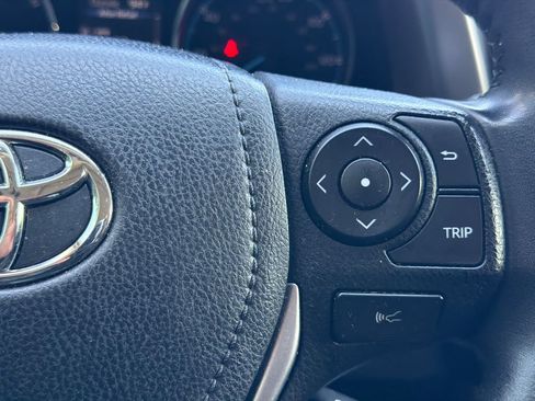 Used 2018 Toyota RAV4 XLE w/ Convenience Package AWD/4WD image 30