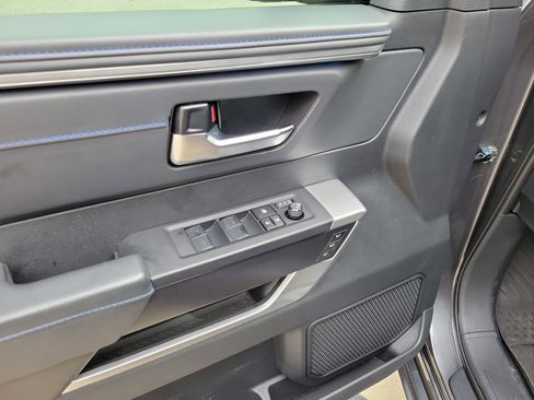 Used 2024 Toyota Tundra Platinum image 10