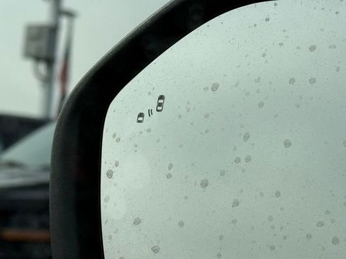 New 2026 Ford Explorer ST-Line image 9