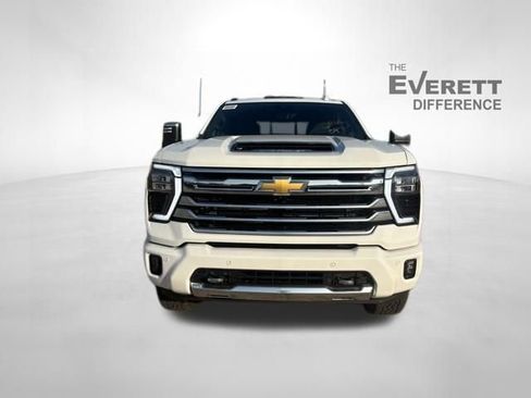 New 2026 Chevrolet Silverado 2500 High Country w/ High Country Premium Package AWD/4WD image 2
