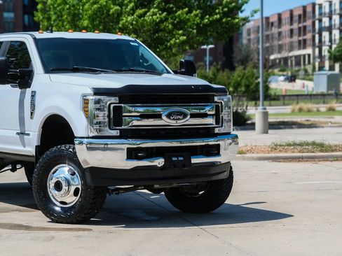 Used 2019 Ford F350 XL w/ STX Appearance Package image 3