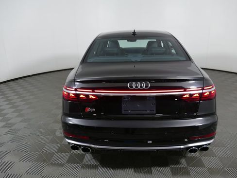 Used 2023 Audi S8 w/ S8 Executive Package AWD/4WD image 4