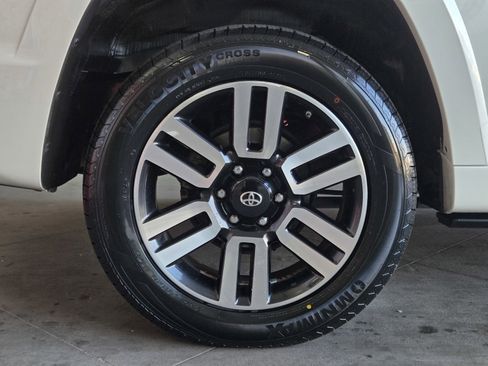 Certified 2020 Toyota 4Runner Limited image 5