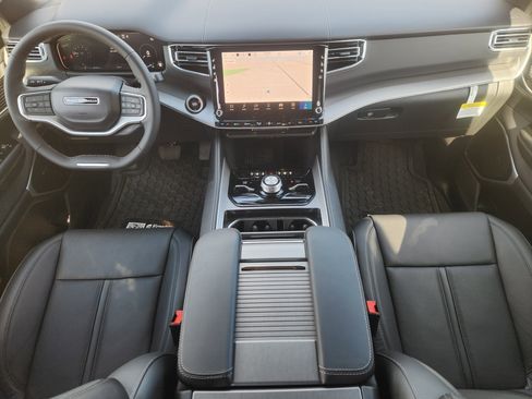 New 2026 Jeep Grand Wagoneer Limited AWD/4WD image 20