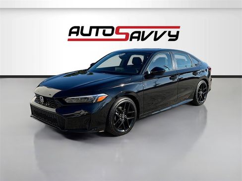 Used 2025 Honda Civic Sport image 3