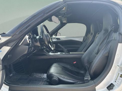 Used 2016 MAZDA MX-5 Miata Grand Touring RWD image 18