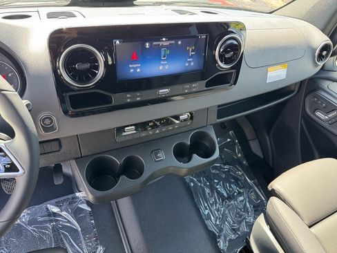 New 2026 Mercedes-Benz Sprinter 2500 image 14