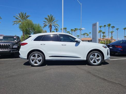 Used 2025 Audi Q5 Premium Plus AWD/4WD image 4
