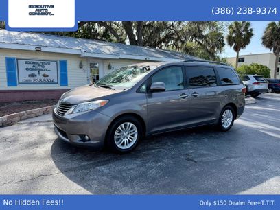 Used 2017 Toyota Sienna XLE Premium