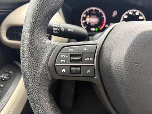 Used 2023 Honda HR-V LX image 28