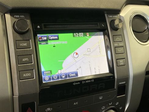 Used 2017 Toyota Tundra SR5 image 18