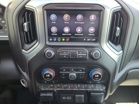 Used 2019 Chevrolet Silverado 1500 LT Trail Boss AWD/4WD image 18