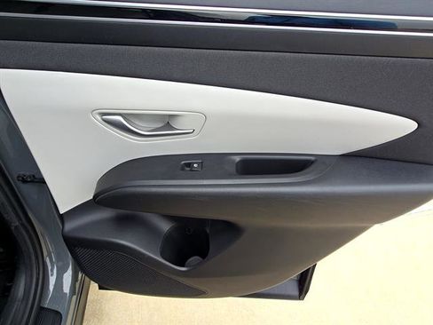Used 2024 Hyundai Tucson SEL w/ Convenience Package FWD image 18