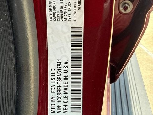 Used 2023 RAM 1500 Limited w/ Body Color Bumper Group AWD/4WD image 13
