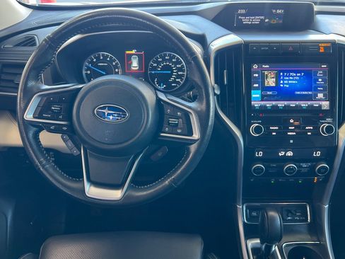 Used 2022 Subaru Ascent Limited w/ Technology Package image 11
