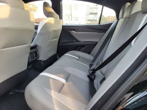 New 2026 Toyota Camry SE image 5