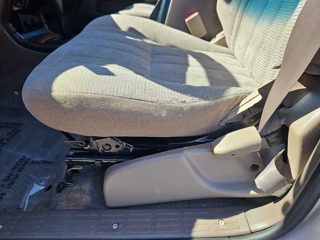 Used 2000 Toyota 4Runner SR5 RWD image 27