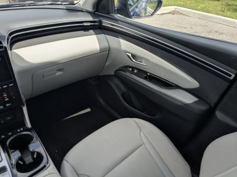 Used 2023 Hyundai Tucson Limited AWD/4WD image 22
