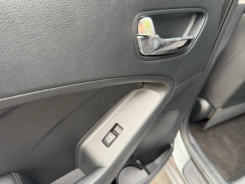 Used 2015 Kia Forte EX FWD image 13