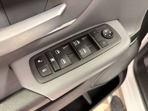 Used 2022 RAM 1500 Big Horn RWD image 12