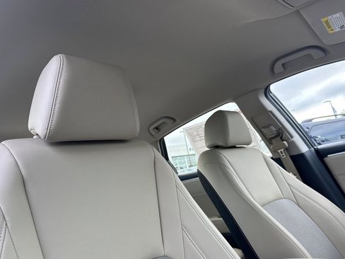 Used 2018 Honda Clarity Plug-In Hybrid image 17