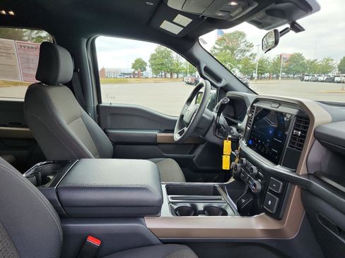 Used 2025 Ford F150 STX w/ Equipment Group 201A FX4 image 9