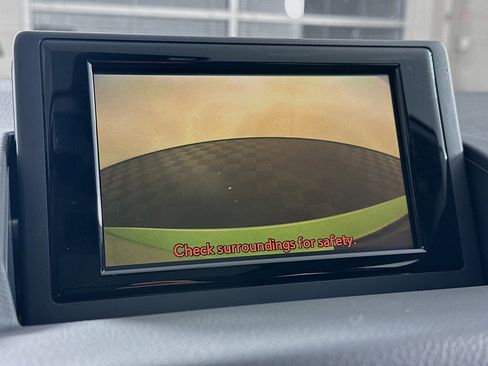 Used 2011 Lexus CT 200h image 23