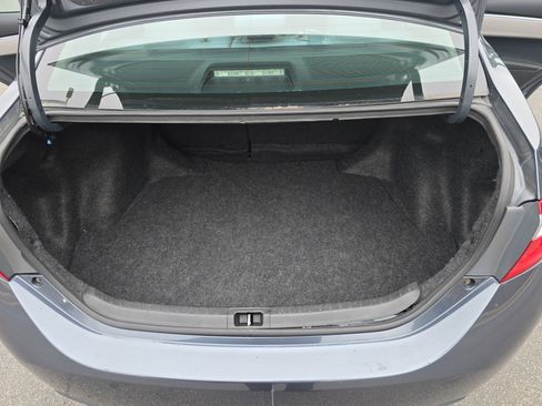 Used 2014 Toyota Corolla LE image 13