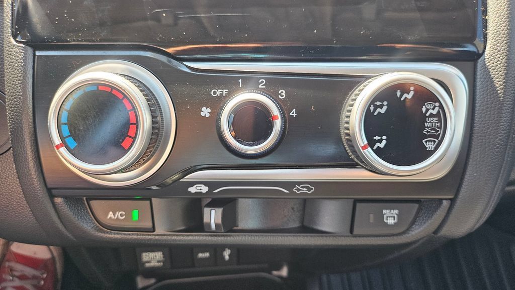 Used 2015 Honda Fit LX image 33