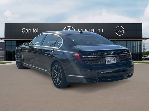 Used 2022 BMW 750i xDrive w/ Executive Package image 7