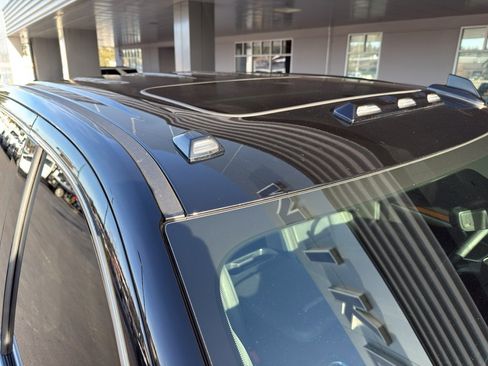 Used 2025 GMC Sierra 2500 Denali w/ Denali Reserve Package image 8