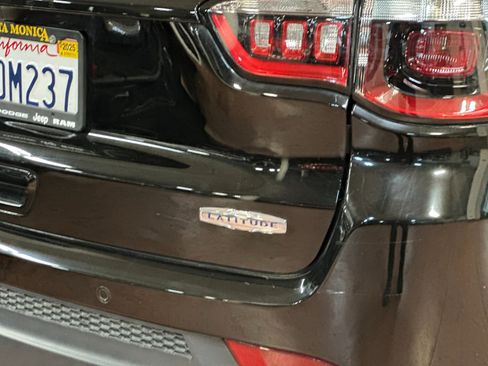 Certified 2022 Jeep Compass Latitude w/ Convenience Group image 24