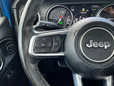 Used 2021 Jeep Wrangler Unlimited Sahara w/ Cold Weather Group AWD/4WD image 20