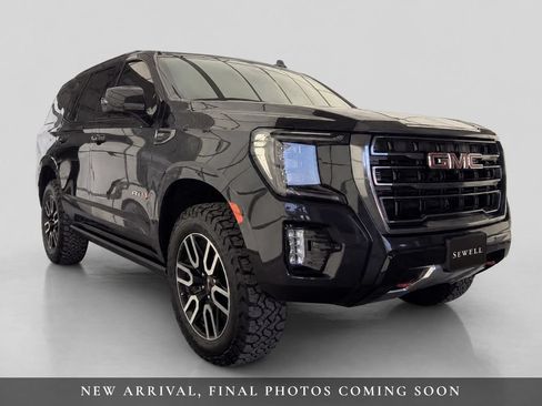 Used 2024 GMC Yukon AT4 w/ AT4 Premium Plus Package AWD/4WD image 2